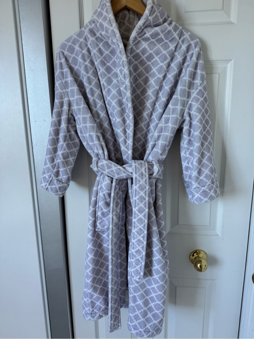 Size Small Medium S/M Bathrobe 100% cotton Lavender Bath Robe with Belt